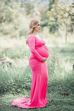 Load image into Gallery viewer, Saslax Maternity Elegant Fitted Maternity Gown